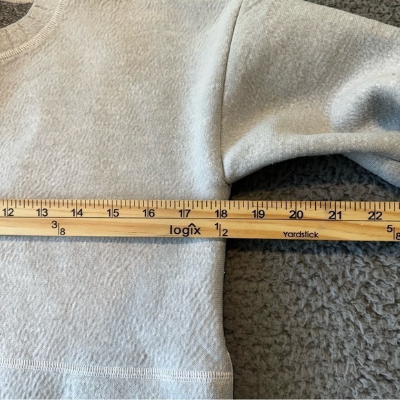 Lululemon  Sweater Size 8 Color light gray - Picture 7 of 8